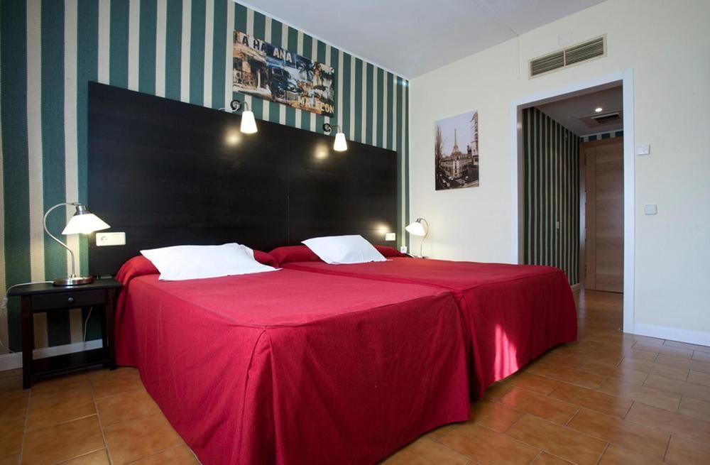 Hrc Hotel Madrid Exterior photo